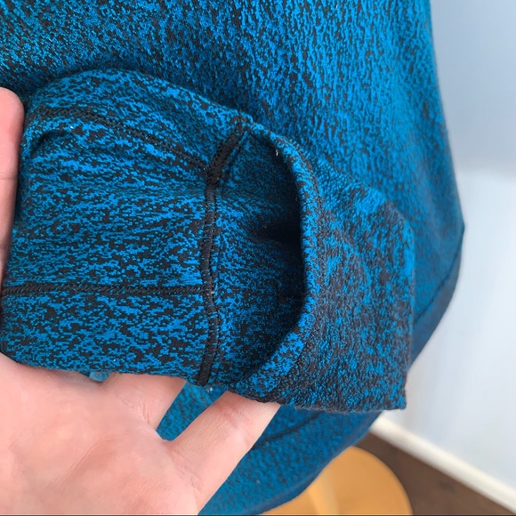 Lululemon Rush Hour aqua blue black print half-zip top Luon Spray Jacquard EUC - Picture 11 of 16